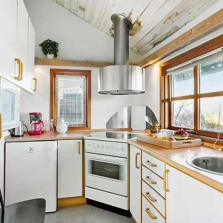 펜션 1 Bedroom Cozy In Munkebo