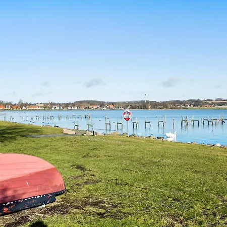 1 Bedroom Cozy In 펜션