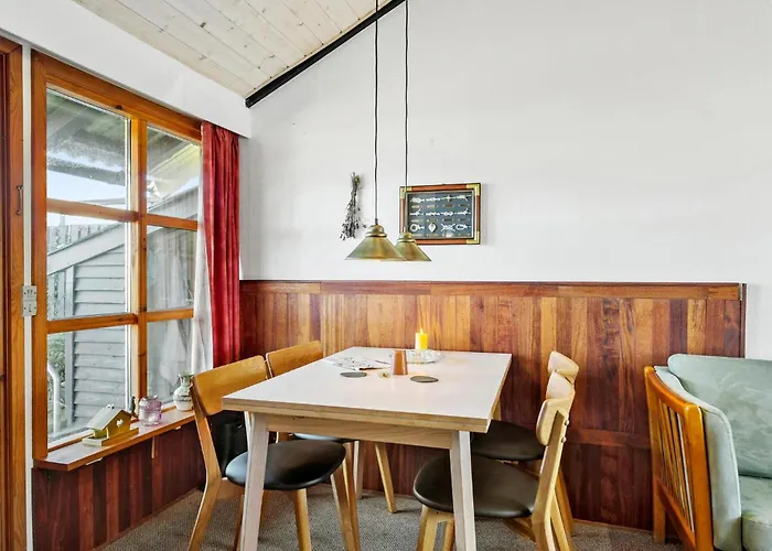 Nyaraló 1 Bedroom Cozy In Munkebo